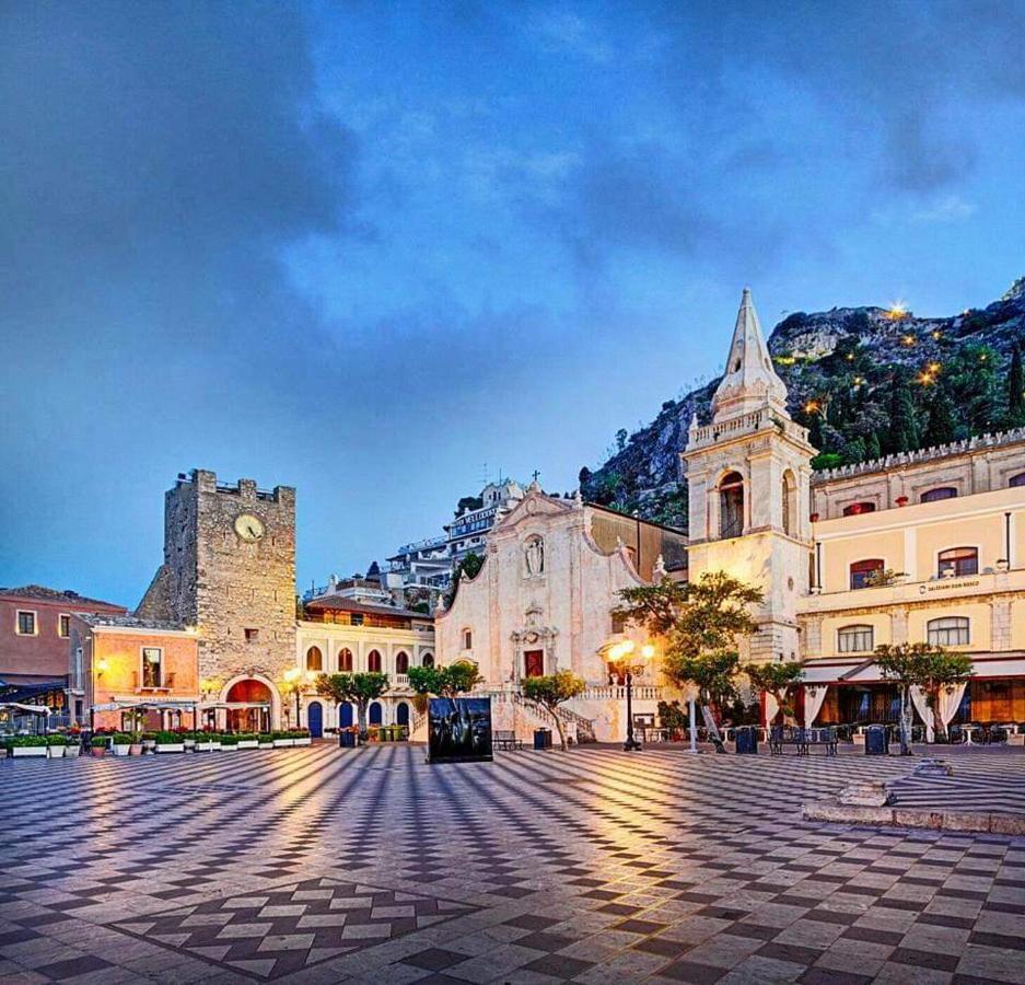 Al Teatro Antico Rooms & House Taormina Exteriör bild